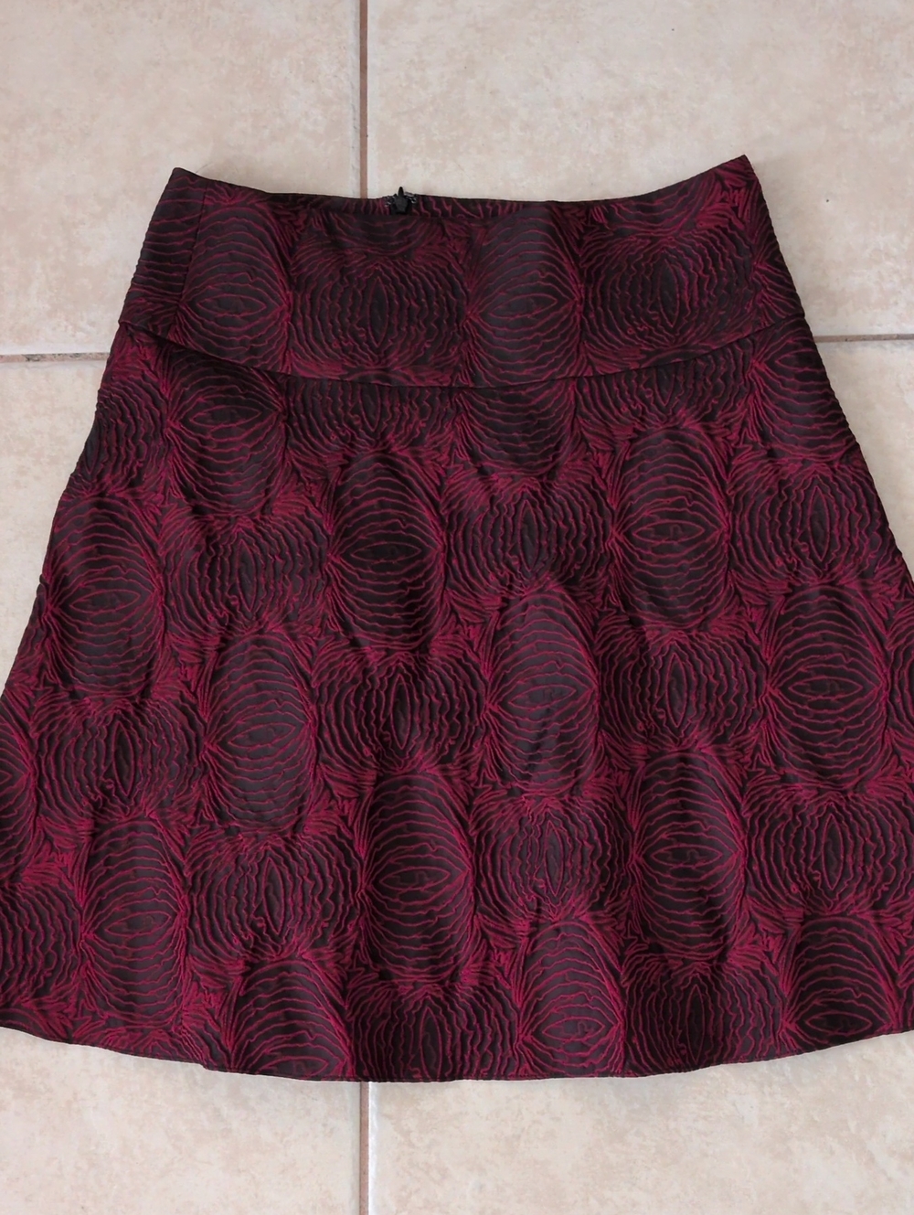 Ann Taylor Floral Red Fit and Flare Skirt Size 8